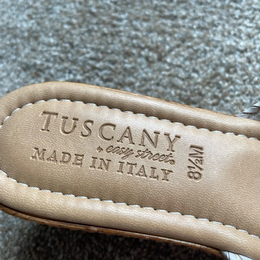 Tuscany by Easy Street Made in Italy Women's Wedge Sandals -white Size 8.5M - Picture 8 of 9